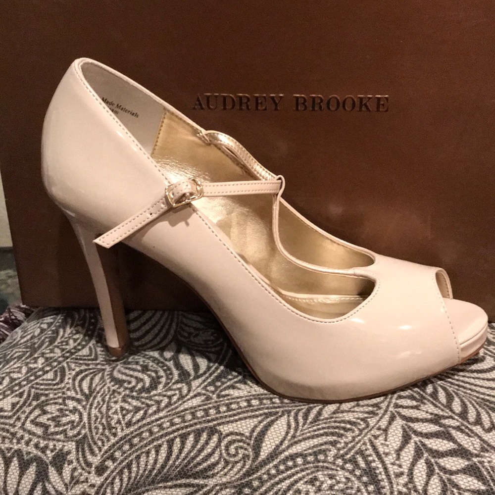 Audrey Brooke nude Mary Jane heels